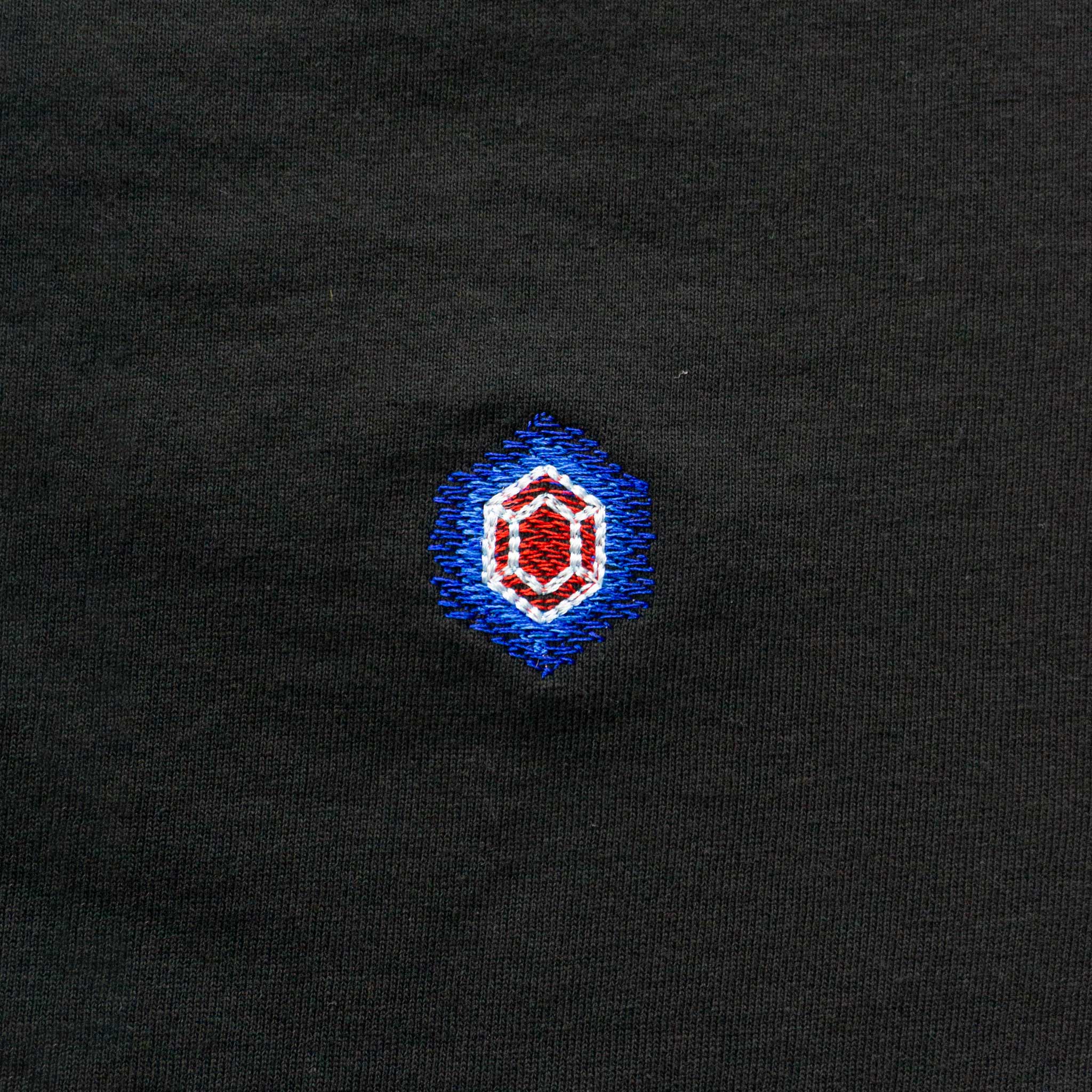 Cute and grown-up! Crystal mark T-shirt