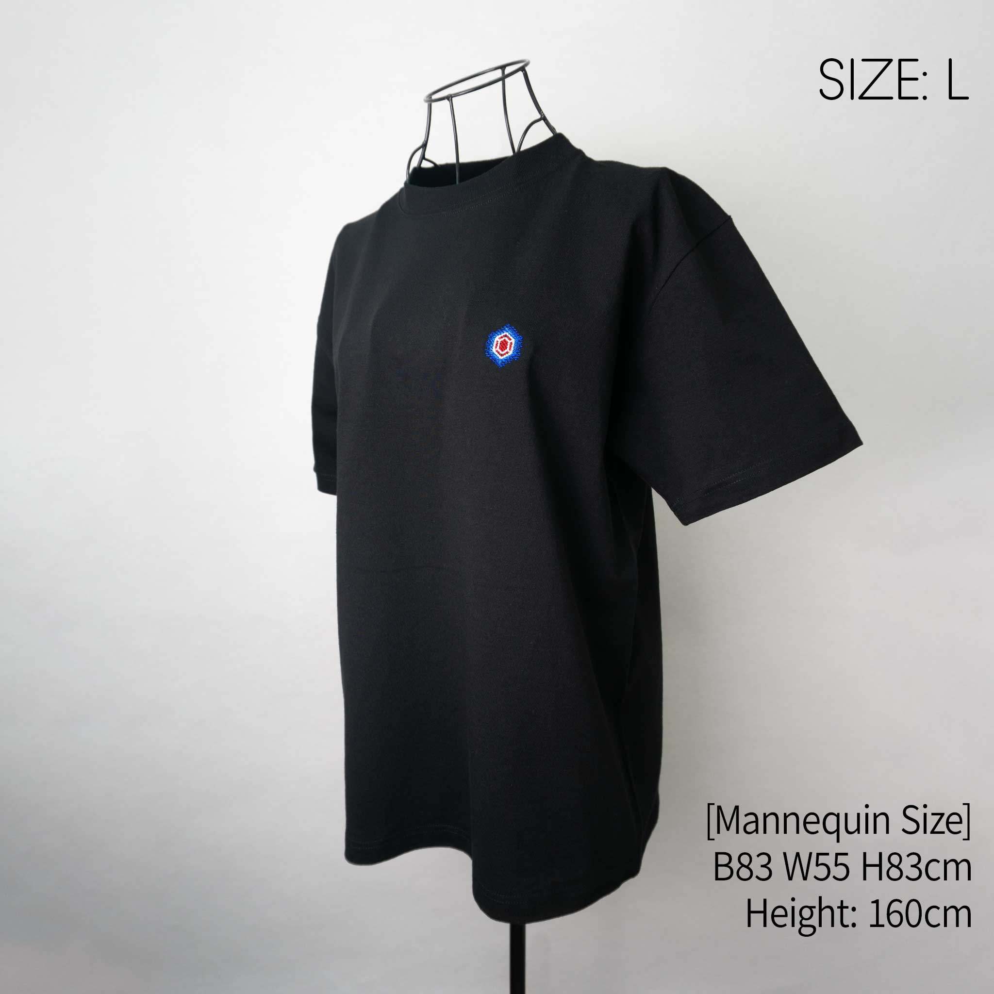 Cute and grown-up! Crystal mark T-shirt