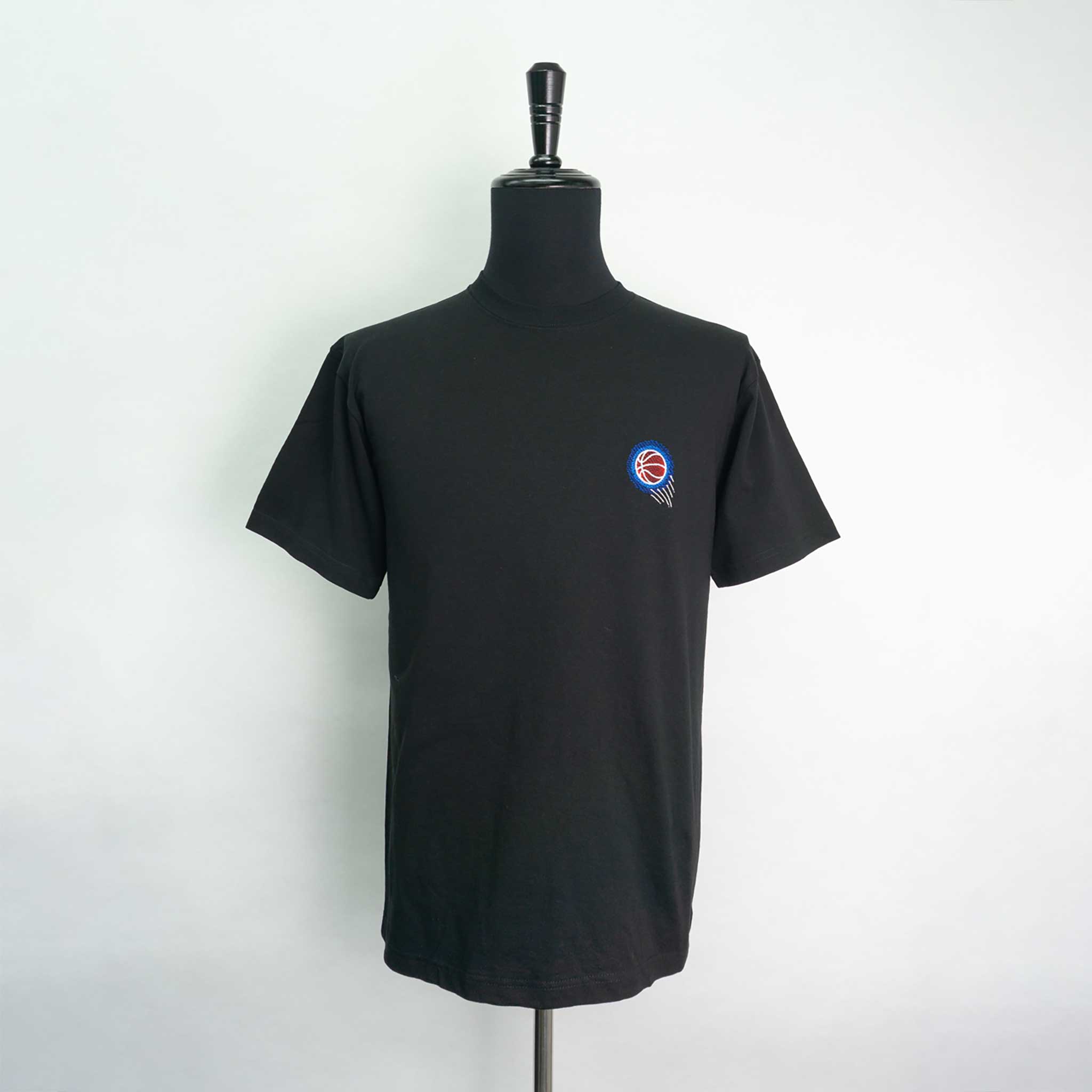 光って見える！スポーツ刺繍Tシャツ（バスケットボール）